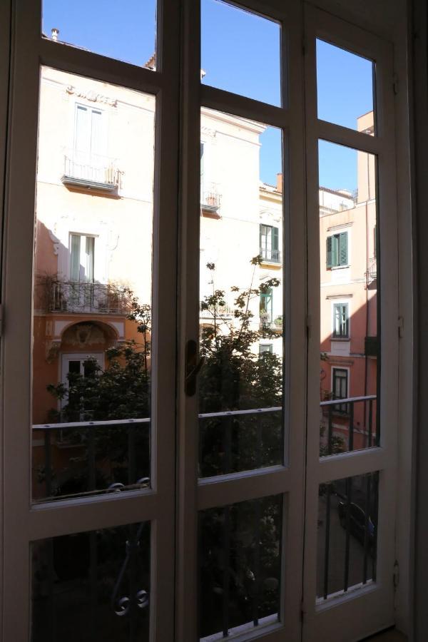 Suite Palazzo Luciani Salerno Exterior foto