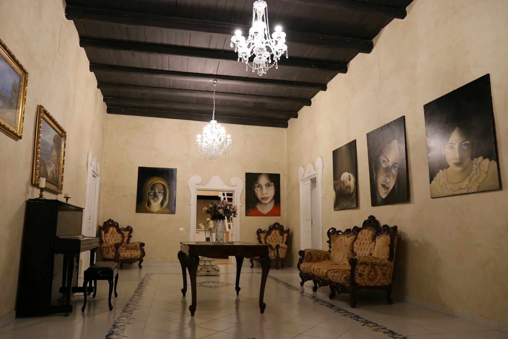 Suite Palazzo Luciani Salerno Exterior foto